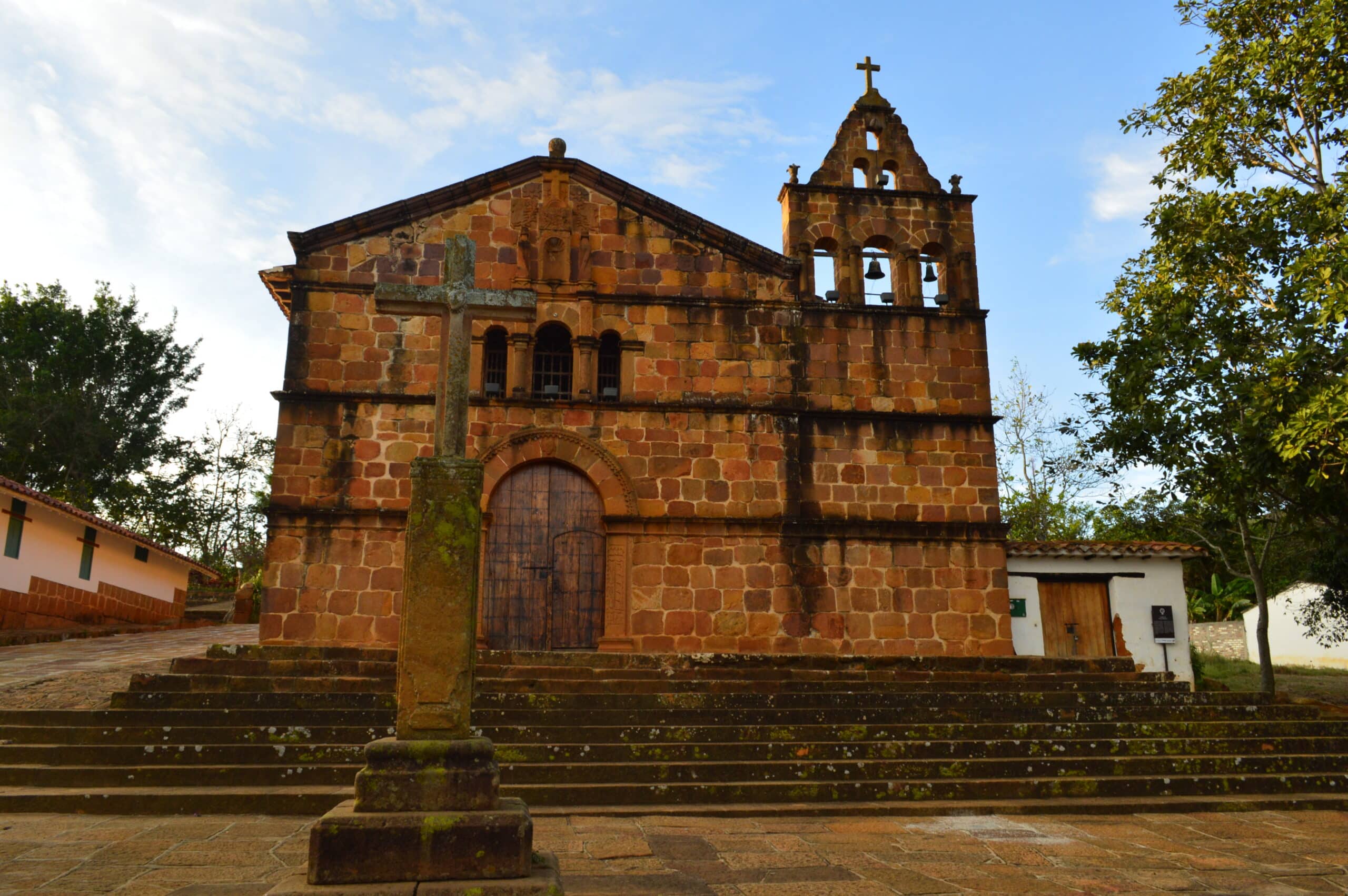 Church in Barichara - Phoenix Travel Group